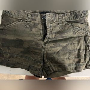 Sanctuary Women’s Camo Shorts